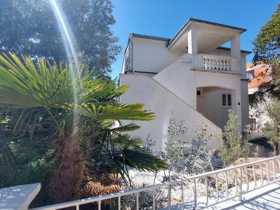 Casa Blanca, Biograd Na Moru Lägenhet Exteriör bild