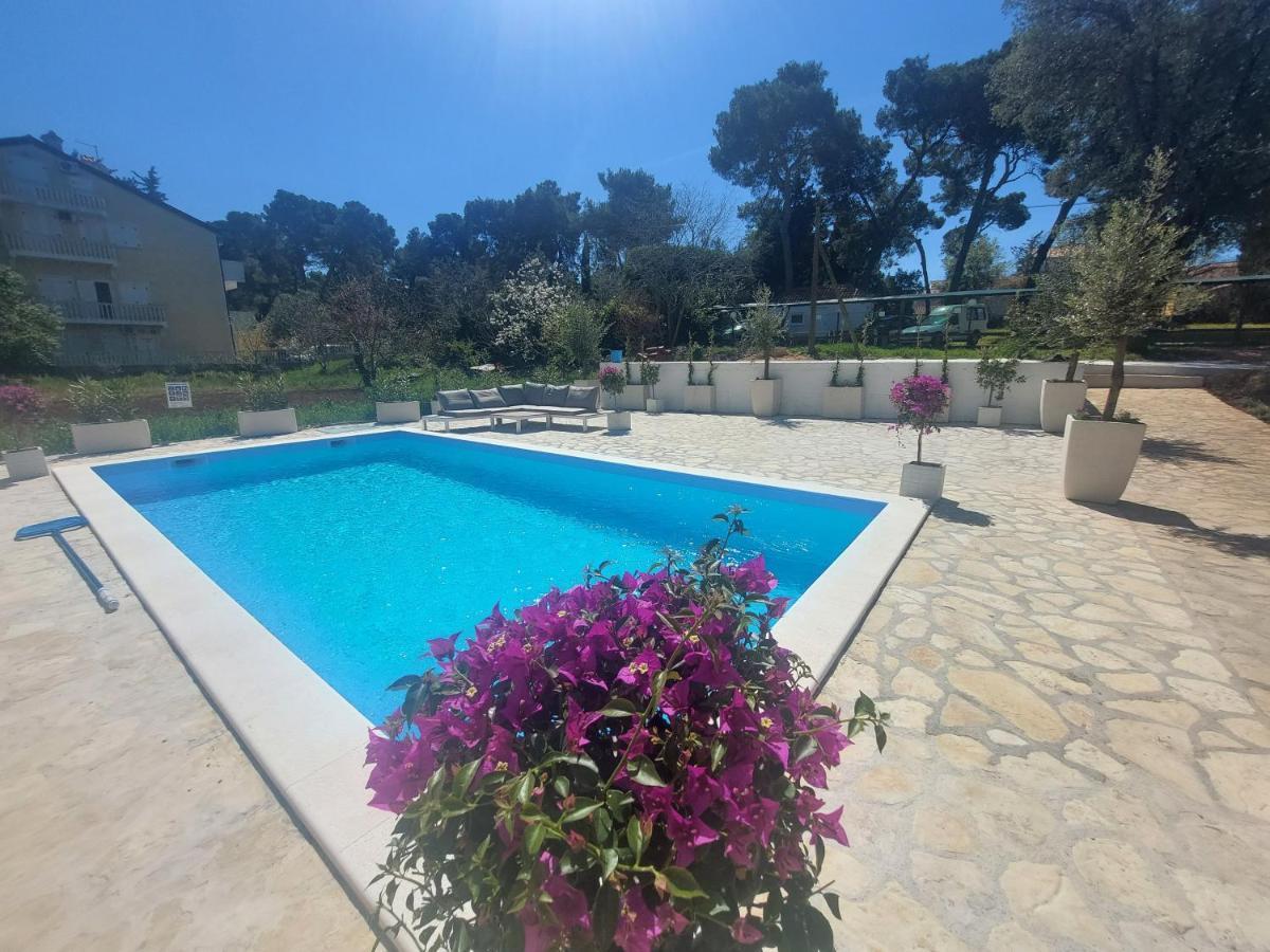 Casa Blanca, Biograd Na Moru Lägenhet Exteriör bild